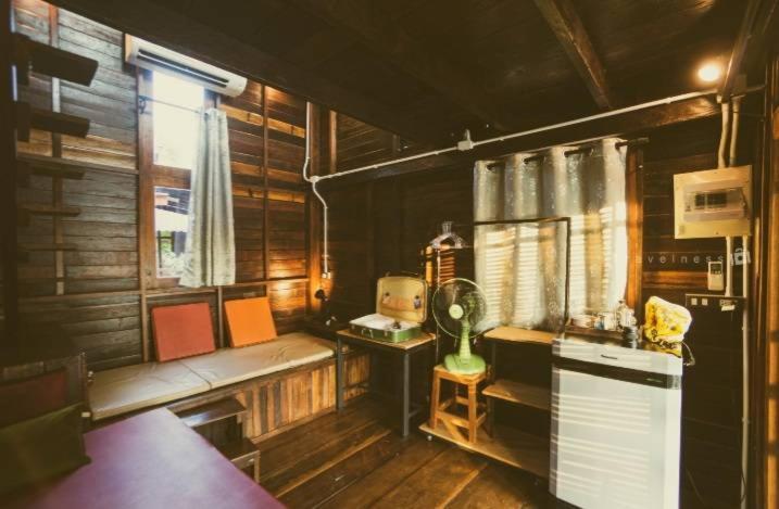 Rustic​ Charm​ Suphan​ Ban Tha Pong Exterior photo