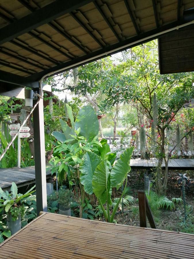 Rustic​ Charm​ Suphan​ Ban Tha Pong Exterior photo